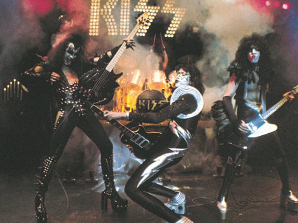 KISS Alive! (1975)