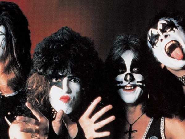 1973 – 1975: Coming&nbsp;Alive