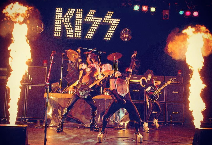 dressedtokilltour2
